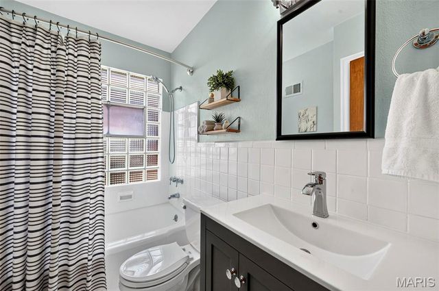 5440 Lindenwood Avenue, St Louis, MO 63109