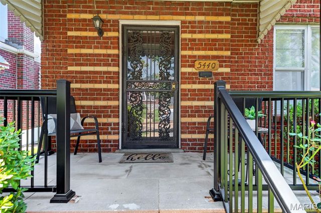 5440 Lindenwood Avenue, St Louis, MO 63109