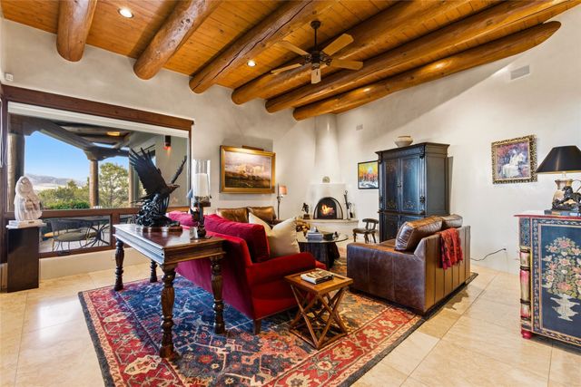 42 San Juan Ranch Road, Santa Fe, NM 87506