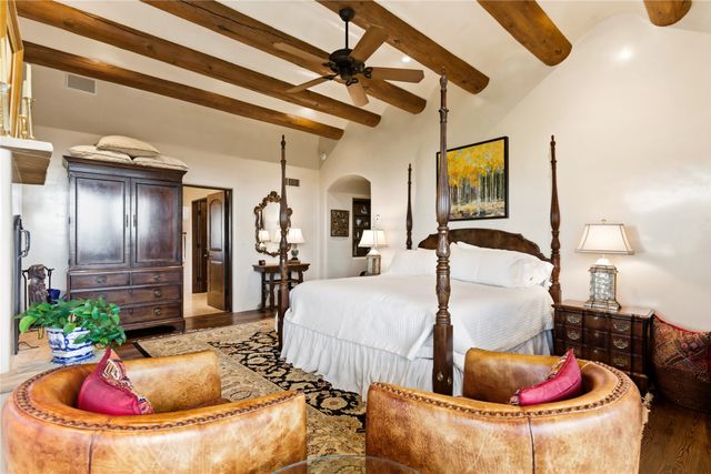 42 San Juan Ranch Road, Santa Fe, NM 87506