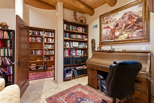 42 San Juan Ranch Road, Santa Fe, NM 87506