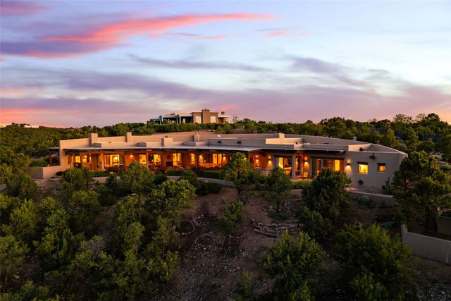 42 San Juan Ranch Road, Santa Fe, NM 87506
