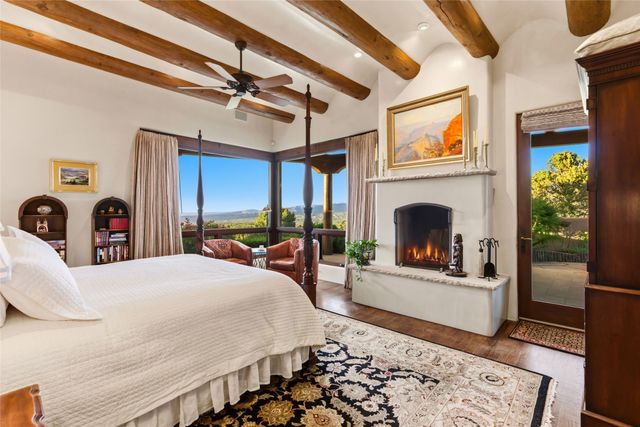 42 San Juan Ranch Road, Santa Fe, NM 87506