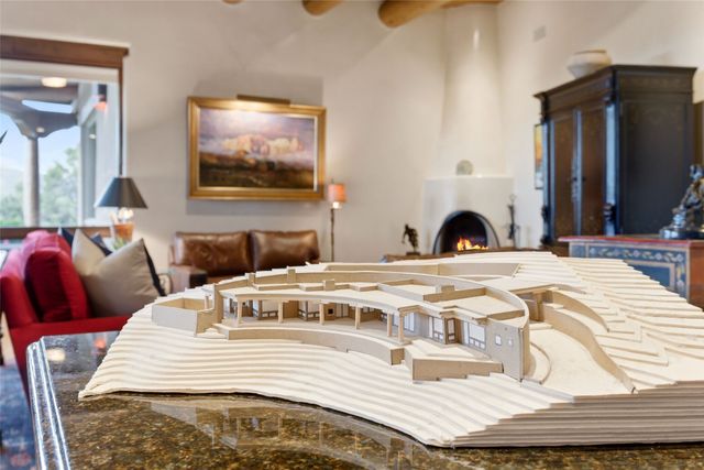 42 San Juan Ranch Road, Santa Fe, NM 87506