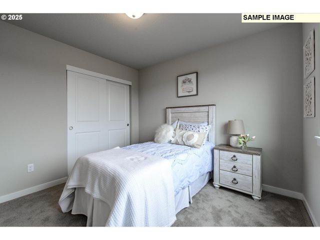 10257 Se VRADENBURG Rd 358, Happy Valley, OR 97086