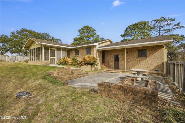 121 Loop Road, Leland, NC 28451