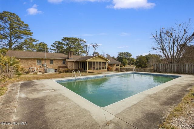 121 Loop Road, Leland, NC 28451