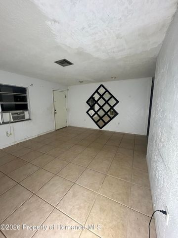 1277 Piper Road, Spring Hill, FL 34606