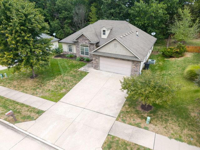 3507 CRABAPPLE LN, Columbia, MO 65203
