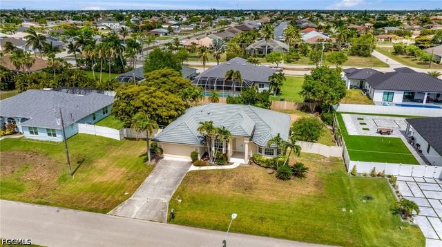 4011 SW 16th PL, Cape Coral, FL 33914