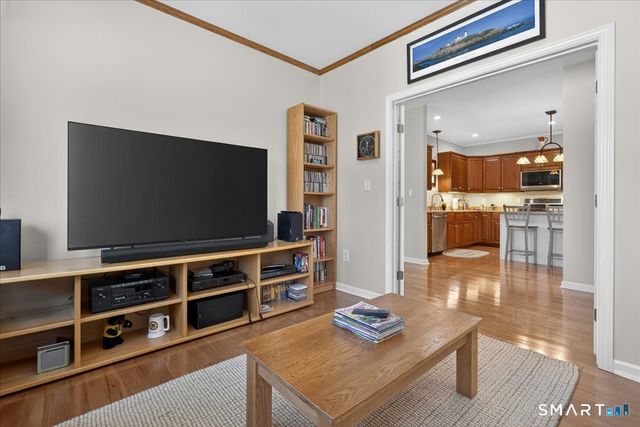 35 Todd Street 302, Hamden, CT 06518