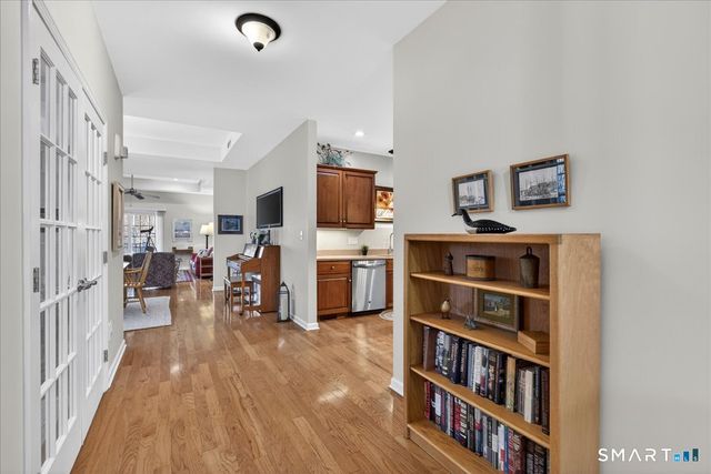 35 Todd Street 302, Hamden, CT 06518