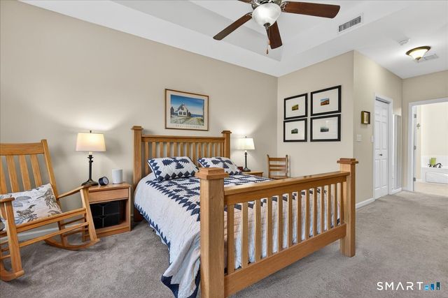 35 Todd Street 302, Hamden, CT 06518