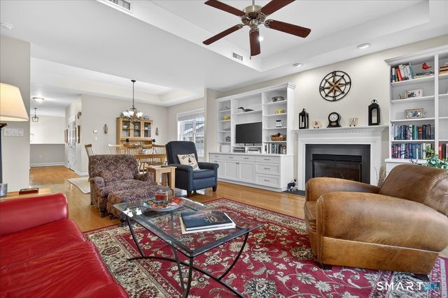 35 Todd Street 302, Hamden, CT 06518