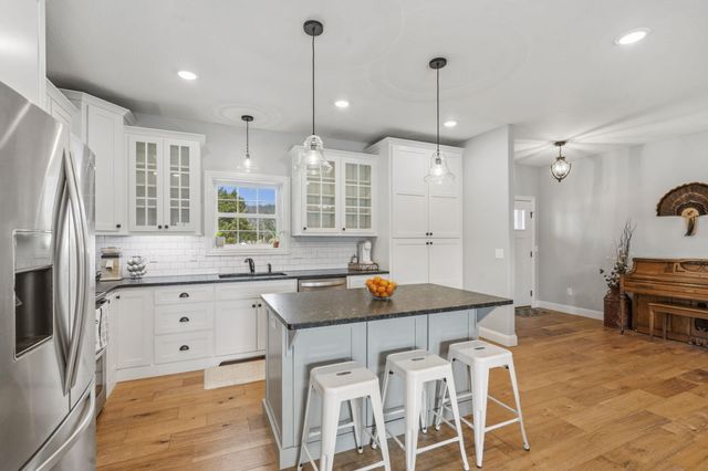 2628 E Farm Road 22, Fair Grove, MO 65648