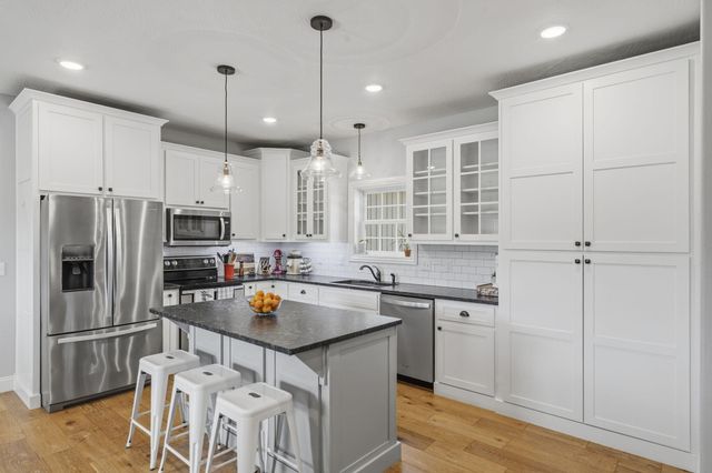 2628 E Farm Road 22, Fair Grove, MO 65648