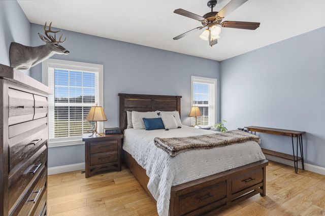 2628 E Farm Road 22, Fair Grove, MO 65648