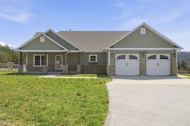 2628 E Farm Road 22, Fair Grove, MO 65648