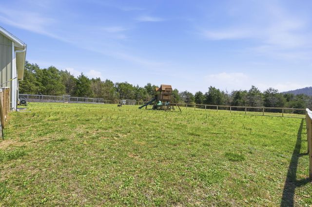 2628 E Farm Road 22, Fair Grove, MO 65648