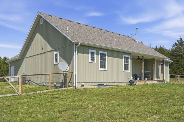 2628 E Farm Road 22, Fair Grove, MO 65648