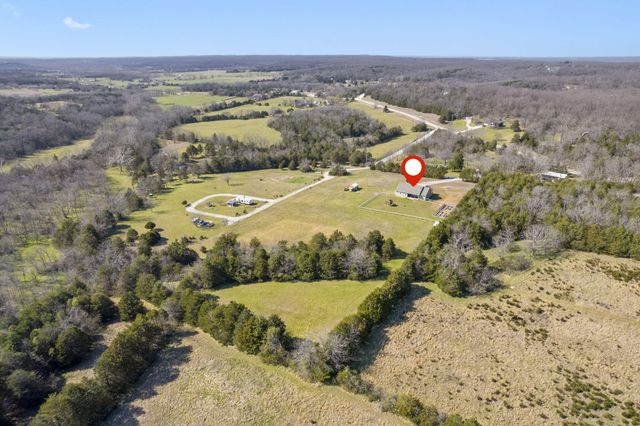 2628 E Farm Road 22, Fair Grove, MO 65648