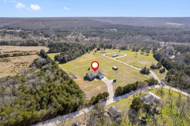 2628 E Farm Road 22, Fair Grove, MO 65648