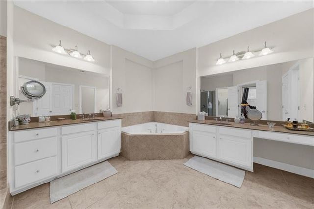2988 Rivergreen SE Lane, Atlanta, GA 30339