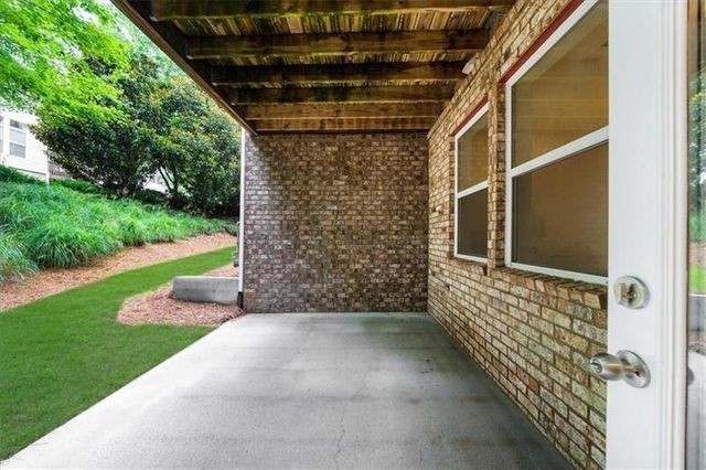 2988 Rivergreen SE Lane, Atlanta, GA 30339
