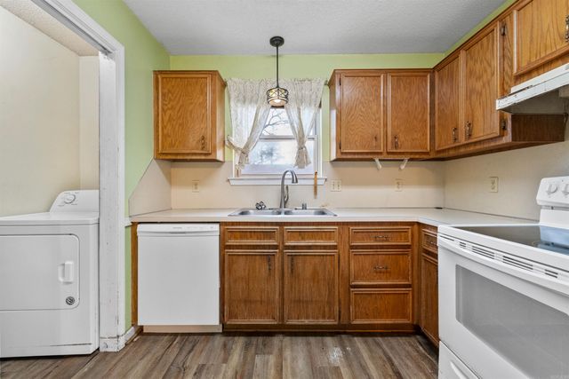 9404 Maryland Cove, Sherwood, AR 72120