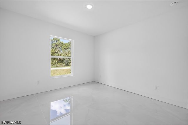 2916 Dora AVE N, Lehigh Acres, FL 33971