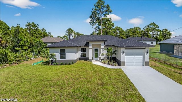 2916 Dora AVE N, Lehigh Acres, FL 33971