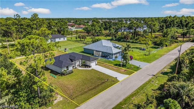 2916 Dora AVE N, Lehigh Acres, FL 33971