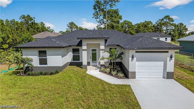 2916 Dora AVE N, Lehigh Acres, FL 33971