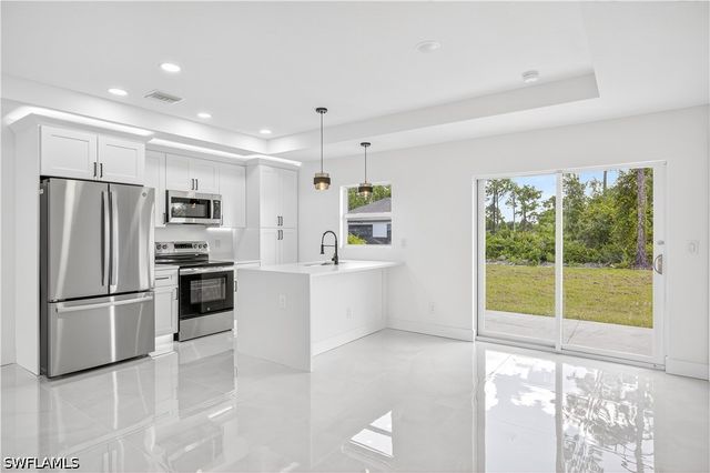 2916 Dora AVE N, Lehigh Acres, FL 33971