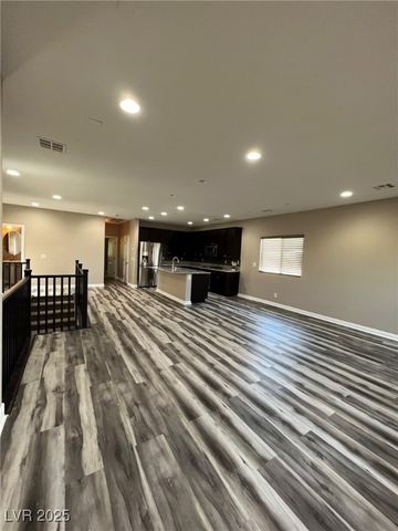 10487 Forked Run Street, Las Vegas, NV 89178