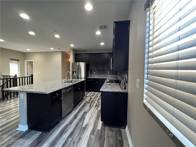 10487 Forked Run Street, Las Vegas, NV 89178