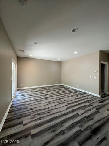 10487 Forked Run Street, Las Vegas, NV 89178