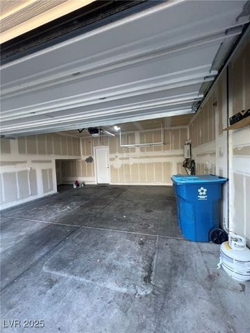 10487 Forked Run Street, Las Vegas, NV 89178