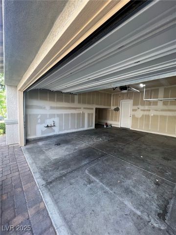 10487 Forked Run Street, Las Vegas, NV 89178