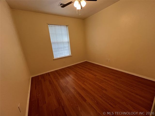 1331 E Bryan Avenue, Sapulpa, OK 74066
