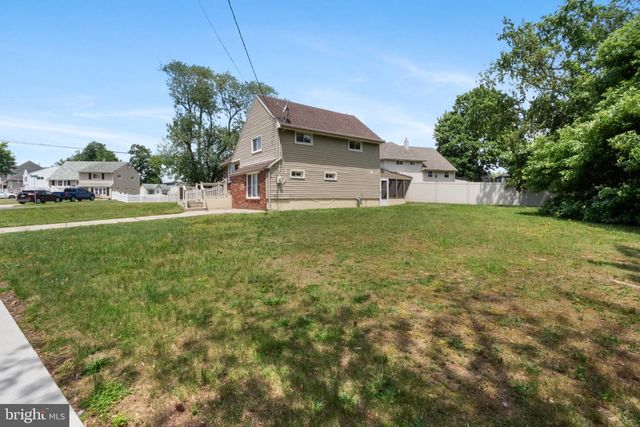 301 SAN PEDRO DR, Glendora, NJ 08029