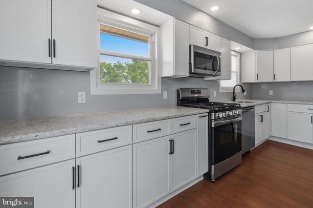 301 SAN PEDRO DR, Glendora, NJ 08029