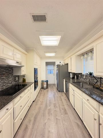 324 Conger Drive, Mesquite, TX 75149
