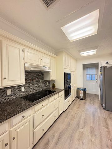324 Conger Drive, Mesquite, TX 75149