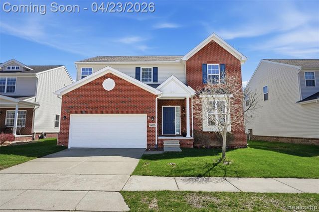 59625 Twin Pines Drive, New Hudson, MI 48165