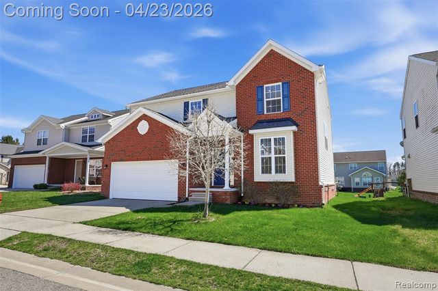 59625 Twin Pines Drive, New Hudson, MI 48165