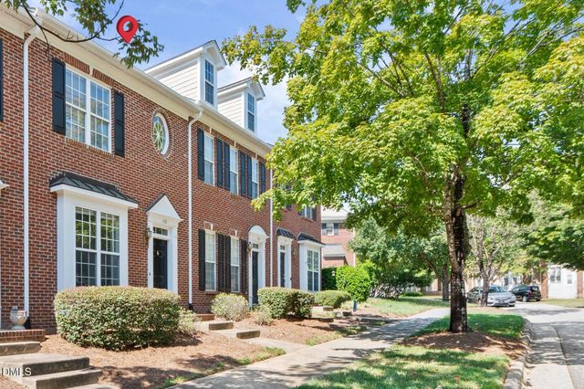 168 Lumina Place, Holly Springs, NC 27540