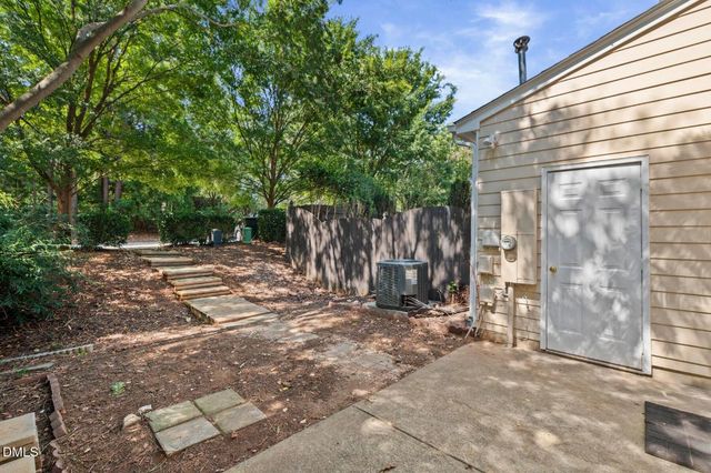 168 Lumina Place, Holly Springs, NC 27540