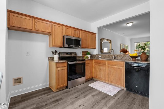 168 Lumina Place, Holly Springs, NC 27540