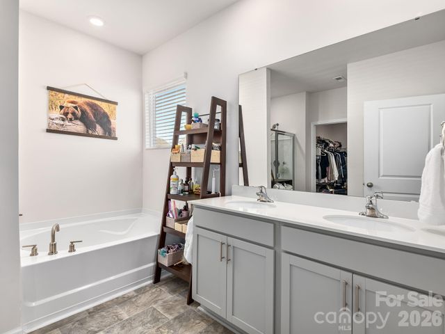 75 Dandelion Road, Fletcher, NC 28732